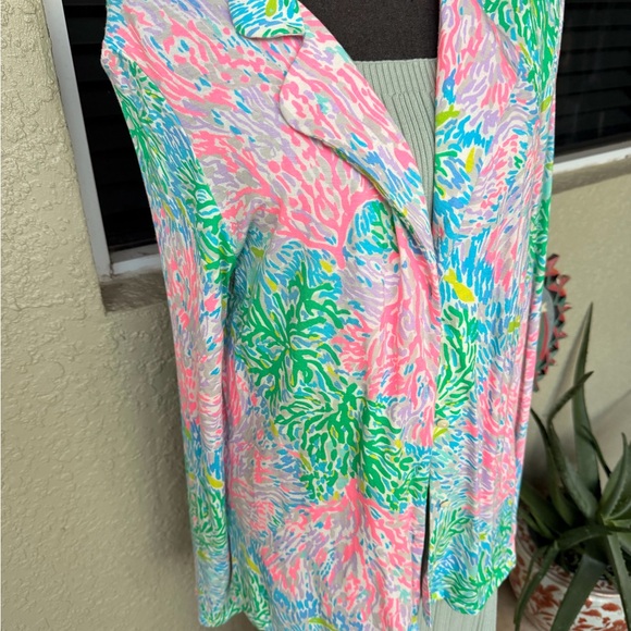Lilly Pulitzer Colorful Cardigan Tropical Print Lightweight Cardigan - Picture 3 of 9
